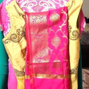 Indian Gold Anarkali XL